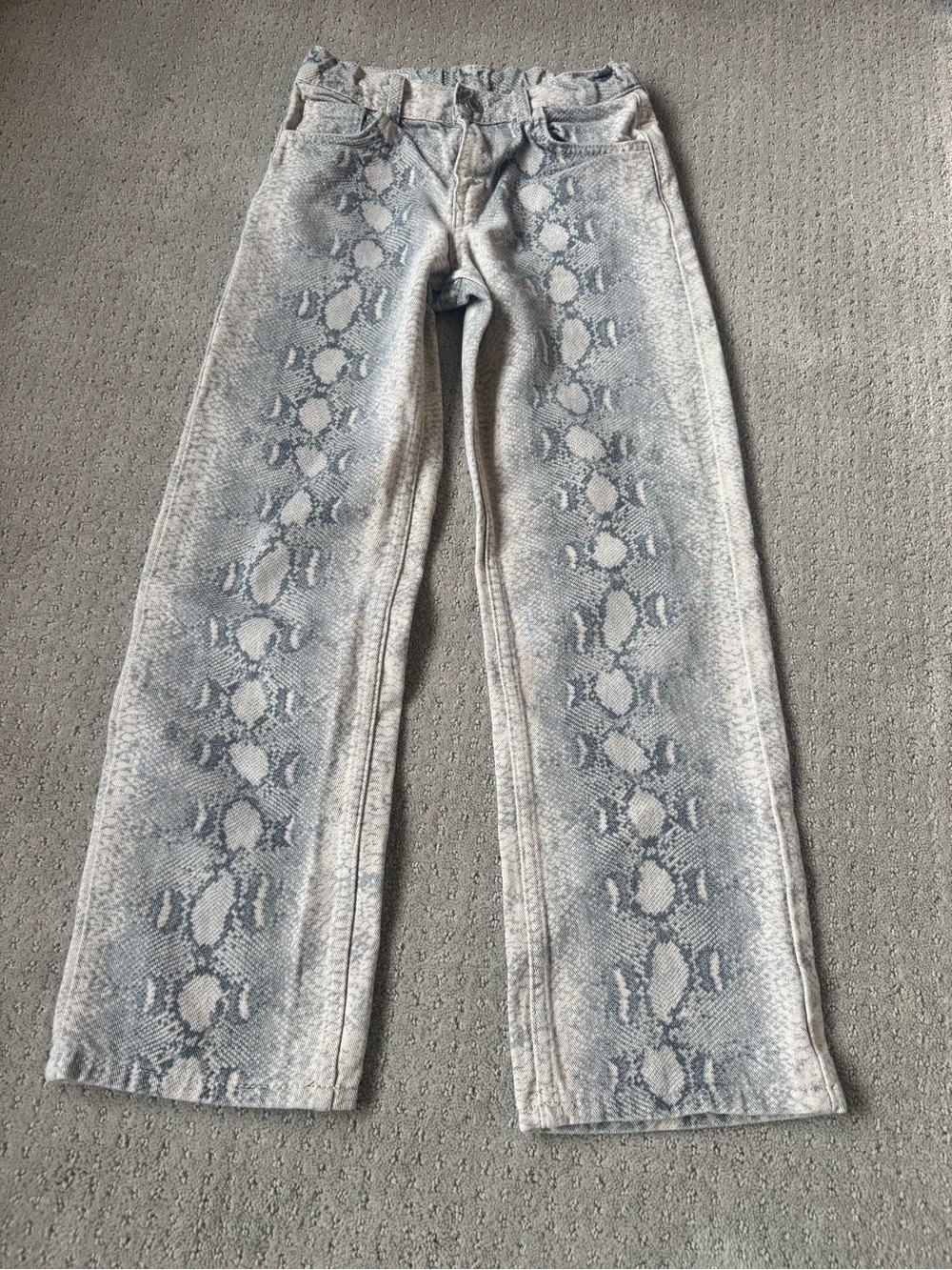 Girls Zara size 10 rattlesnake jeans,